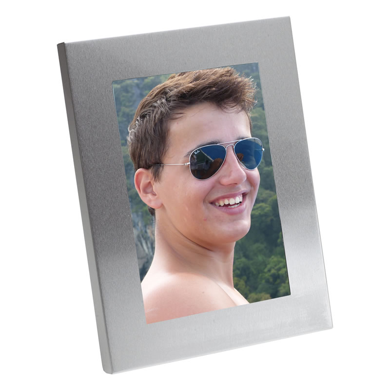 Engraved Aluminum Photo Frame 6x4in